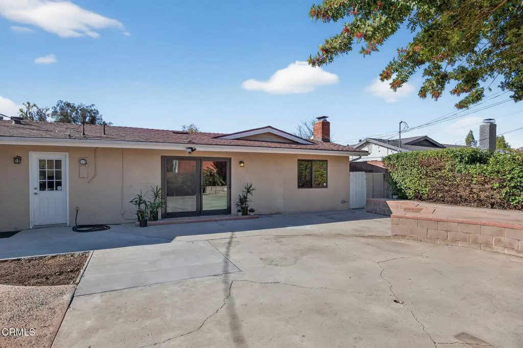 7500 Sale Avenue, Los Angeles, California 91307 home-pic-32