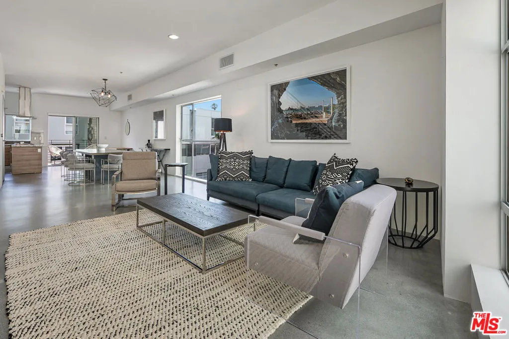3119 Via Dolce 118, Marina Del Rey, California 90292 home-pic-3