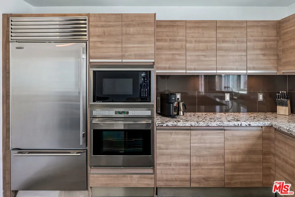 3119 Via Dolce 118, Marina Del Rey, California 90292 home-pic-9