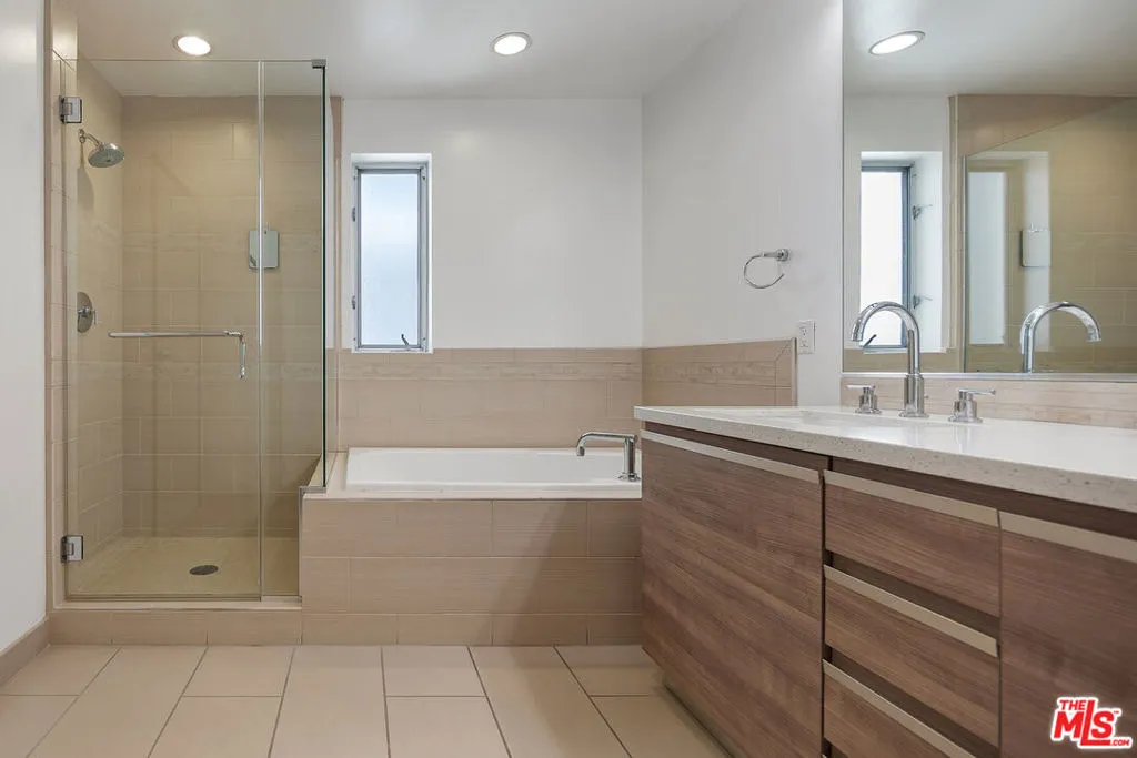 3119 Via Dolce 118, Marina Del Rey, California 90292 home-pic-13