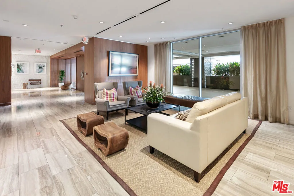 3119 Via Dolce 118, Marina Del Rey, California 90292 home-pic-18