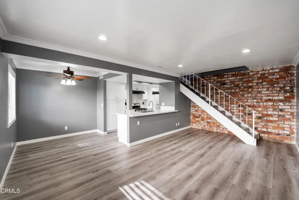 2612 Tiller Avenue, Port Hueneme, California 93041 home-pic-2