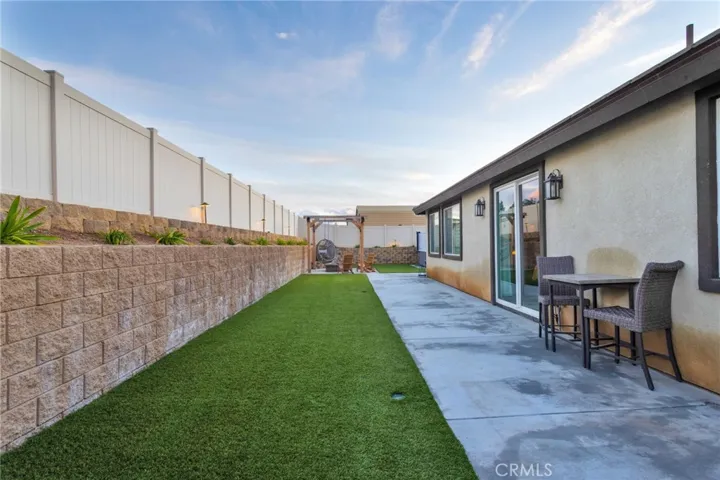 7249 Dayton, Hesperia, California 92345