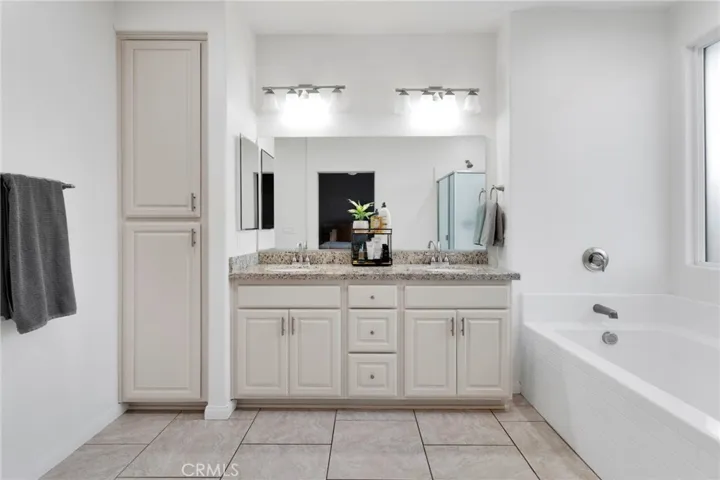 7249 Dayton, Hesperia, California 92345