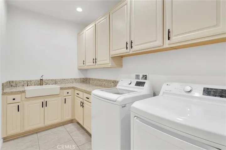 7249 Dayton, Hesperia, California 92345