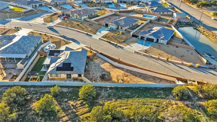 7249 Dayton, Hesperia, California 92345