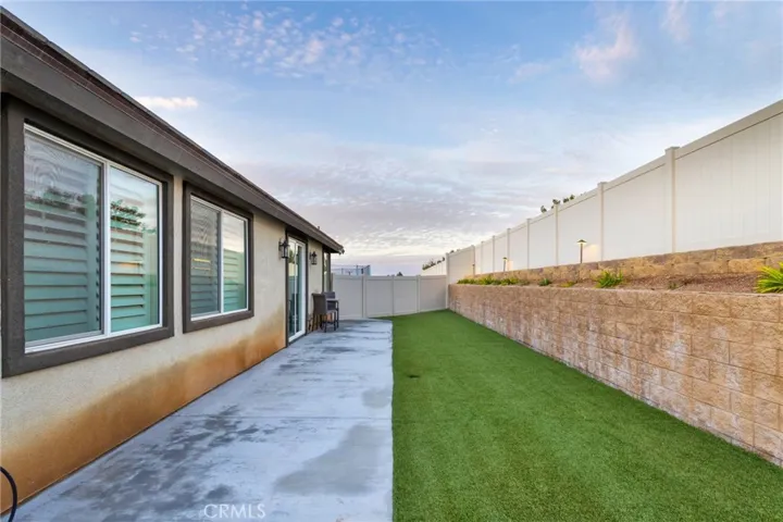 7249 Dayton, Hesperia, California 92345