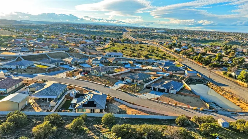 7249 Dayton, Hesperia, California 92345