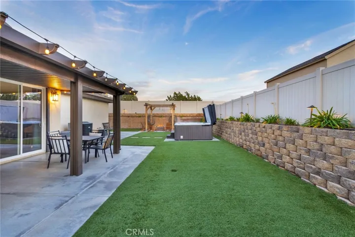 7249 Dayton, Hesperia, California 92345