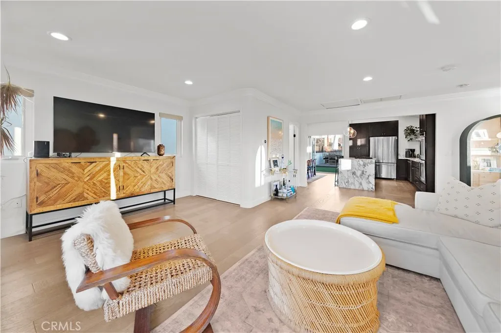 32 56th, Long Beach, California 90803 home-pic-14