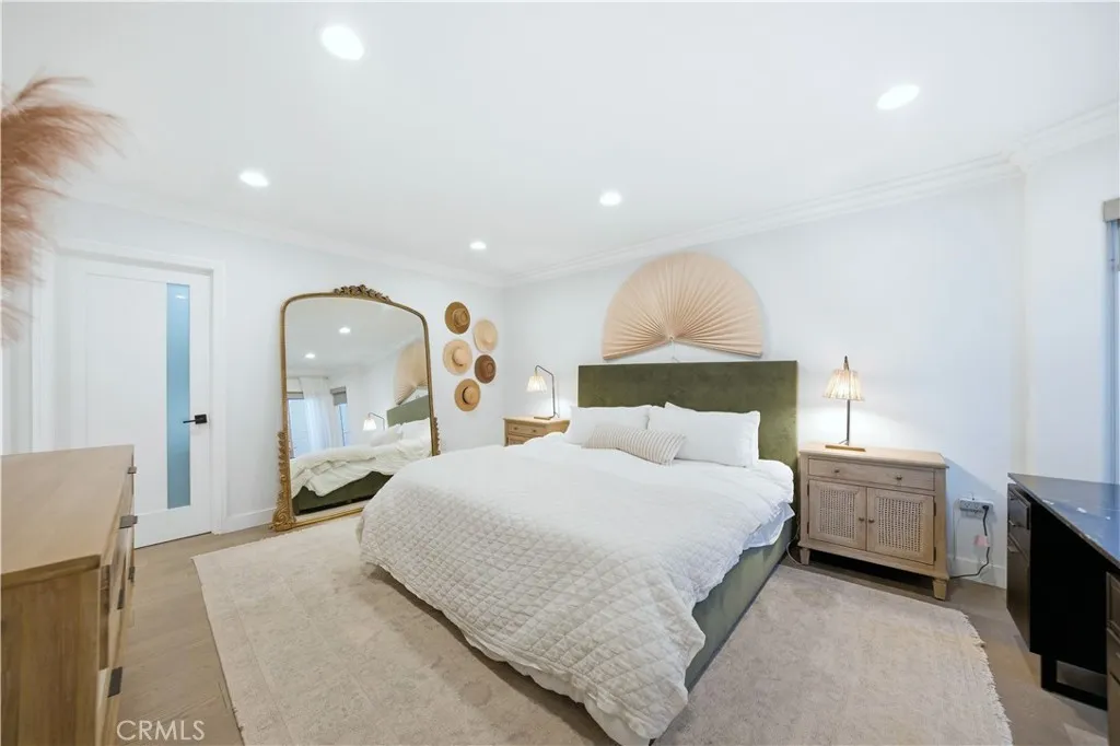 32 56th, Long Beach, California 90803 home-pic-25