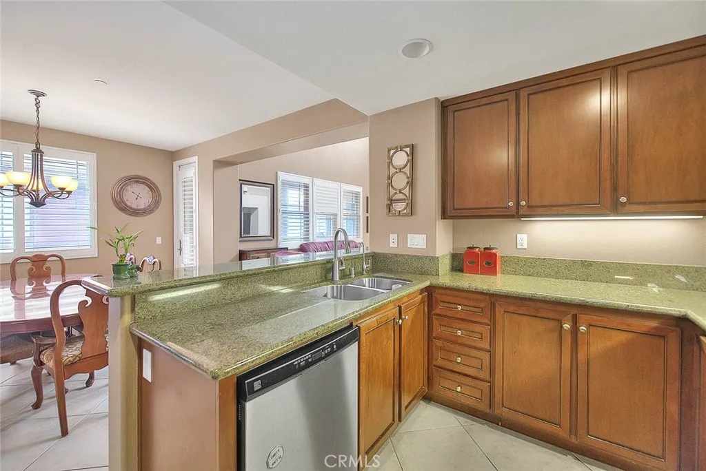 12347 Hollyhock 1, Rancho Cucamonga, California 91739 home-pic-9