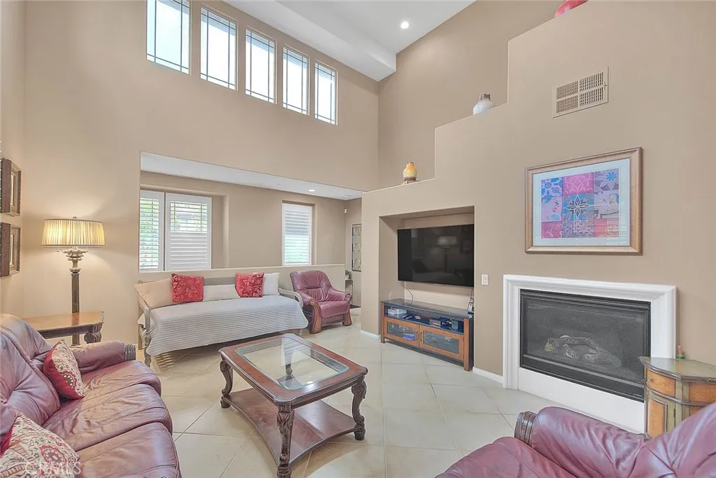 12347 Hollyhock 1, Rancho Cucamonga, California 91739 home-pic-3