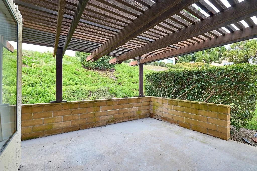 1128 Calle Del Baston, San Marcos, California 92078 home-pic-14