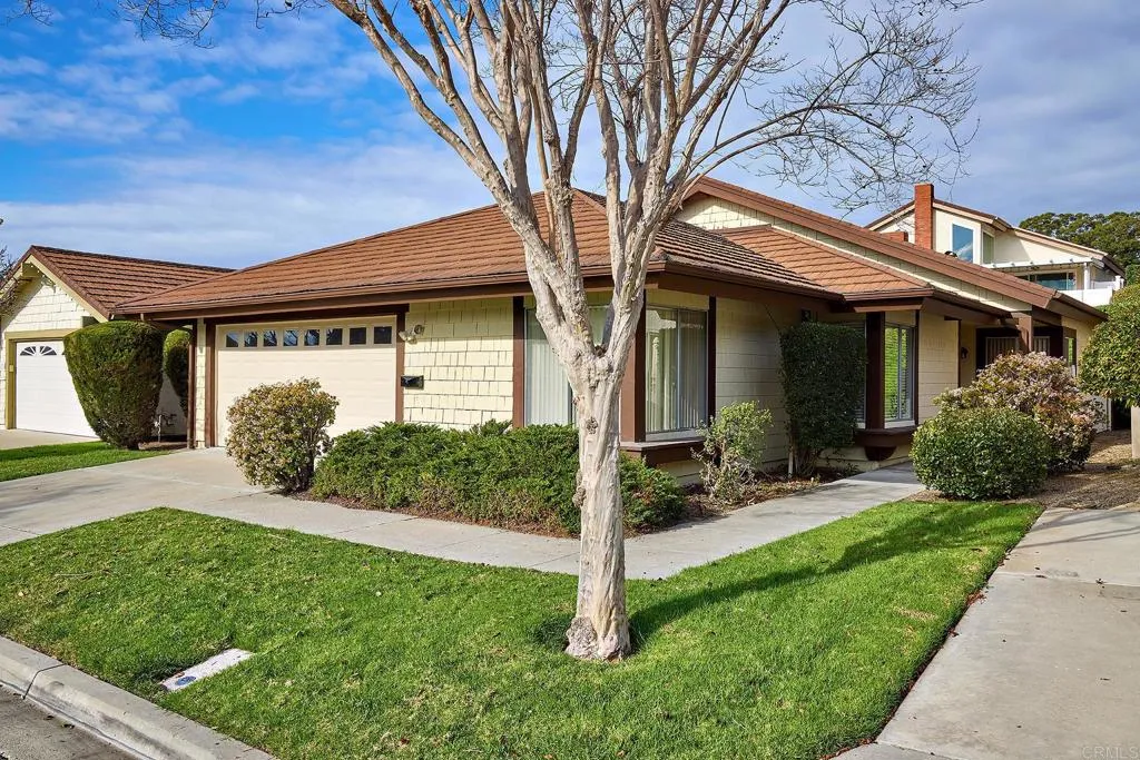 1128 Calle Del Baston, San Marcos, California 92078 home-pic-4