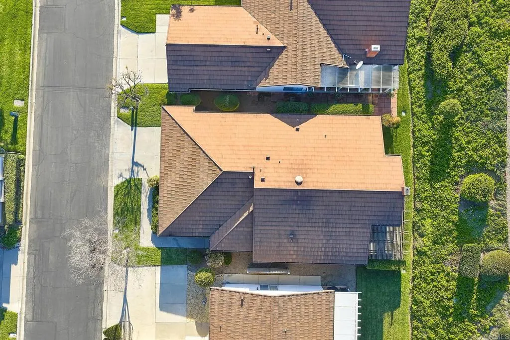 1128 Calle Del Baston, San Marcos, California 92078 home-pic-31