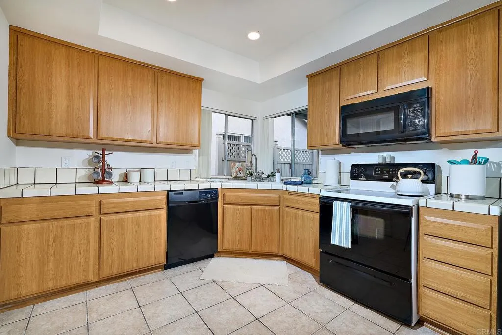1128 Calle Del Baston, San Marcos, California 92078 home-pic-19