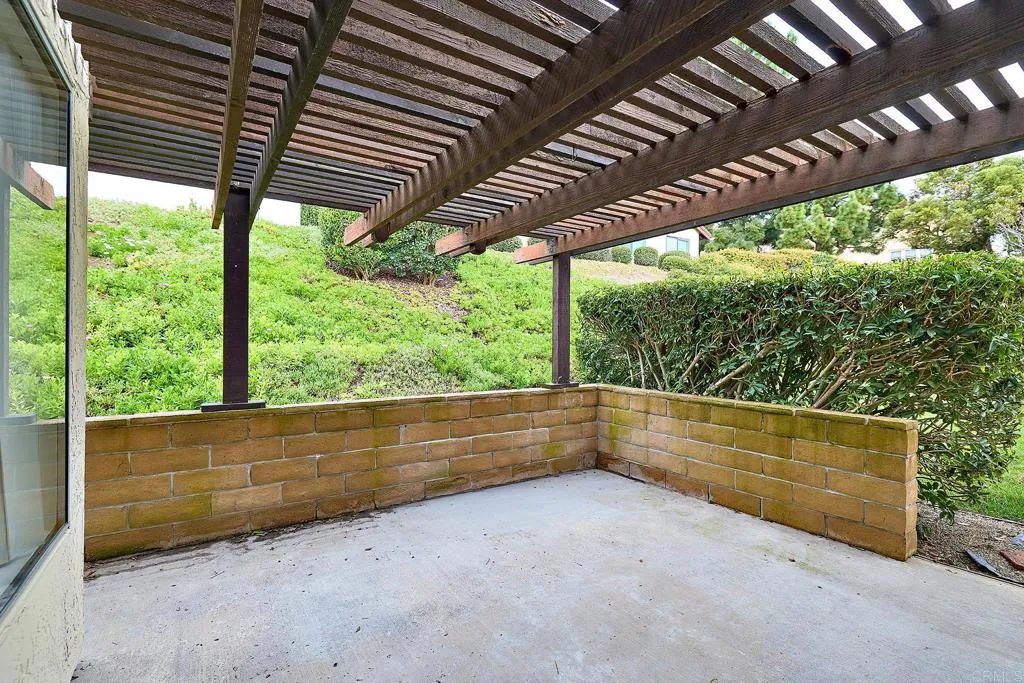 1128 Calle Del Baston, San Marcos, California 92078 home-pic-13