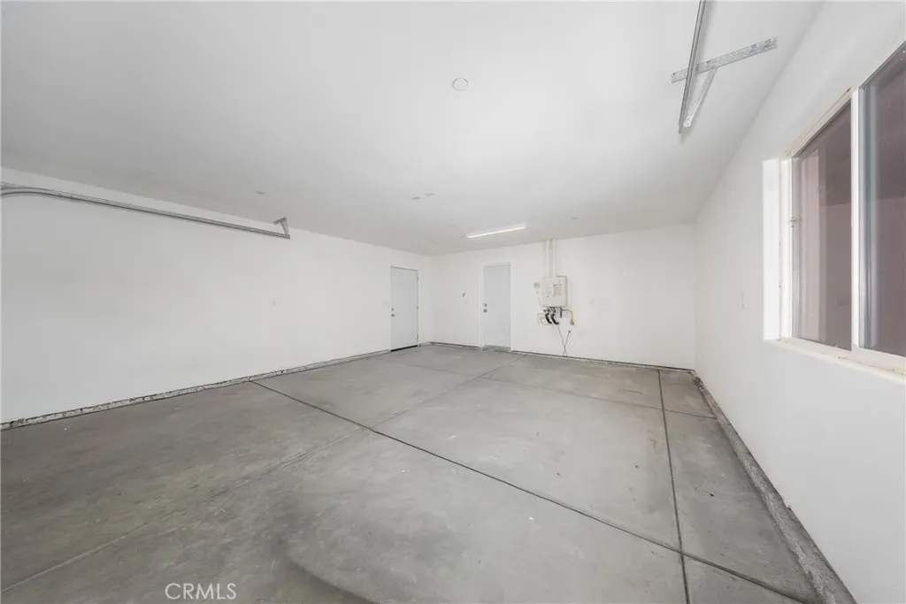 16241 Chestnut Street, Hesperia, California 92345 home-pic-30