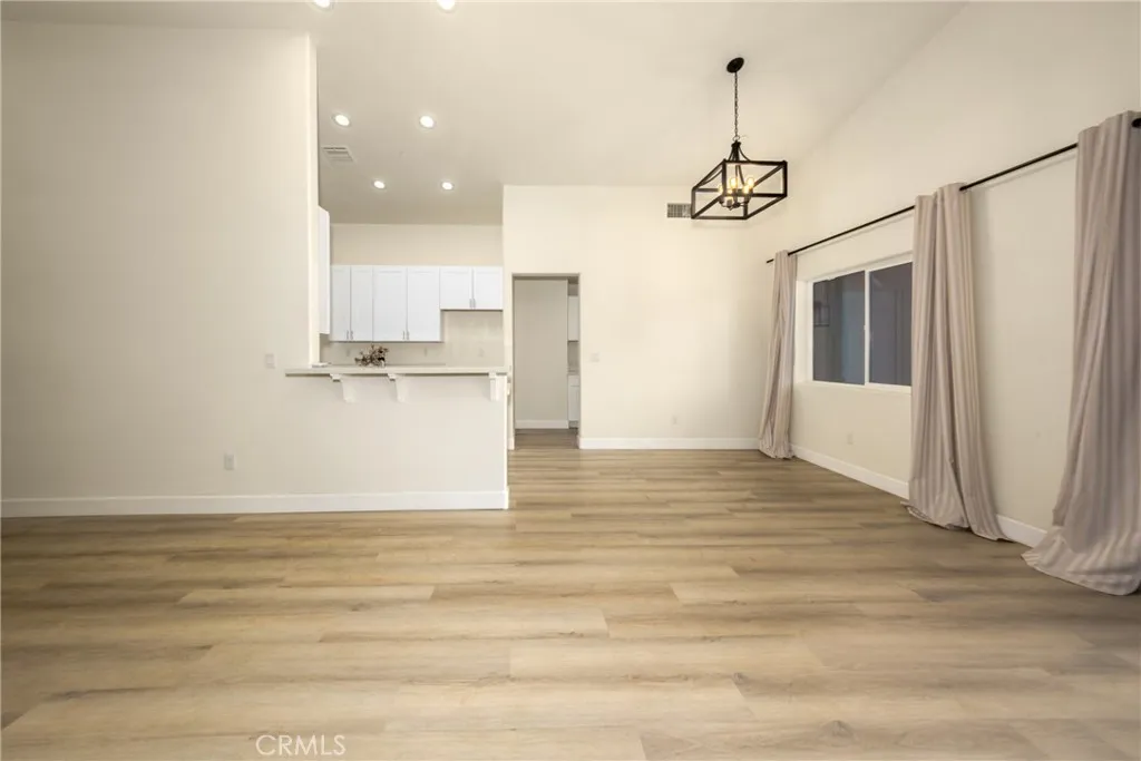 16241 Chestnut Street, Hesperia, California 92345 home-pic-13