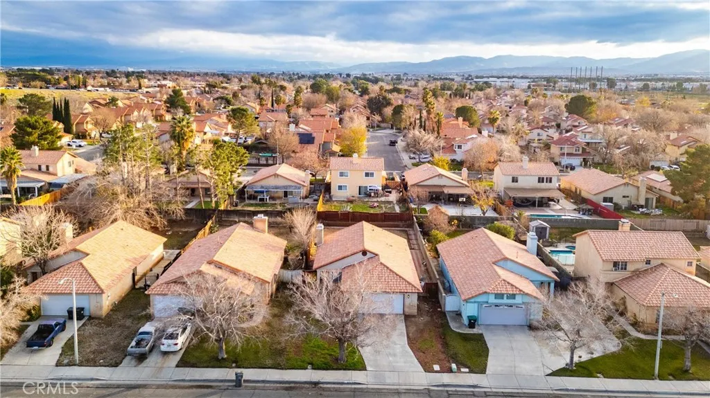 622 E Avenue J11, Lancaster, California 93535 home-pic-3