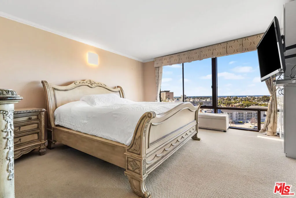 4265 Marina City Drive 601, Marina Del Rey, California 90292 home-pic-24