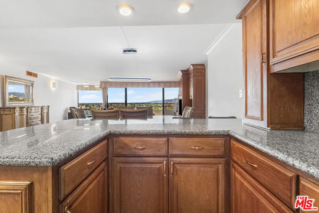 4265 Marina City Drive 601, Marina Del Rey, California 90292 home-pic-11