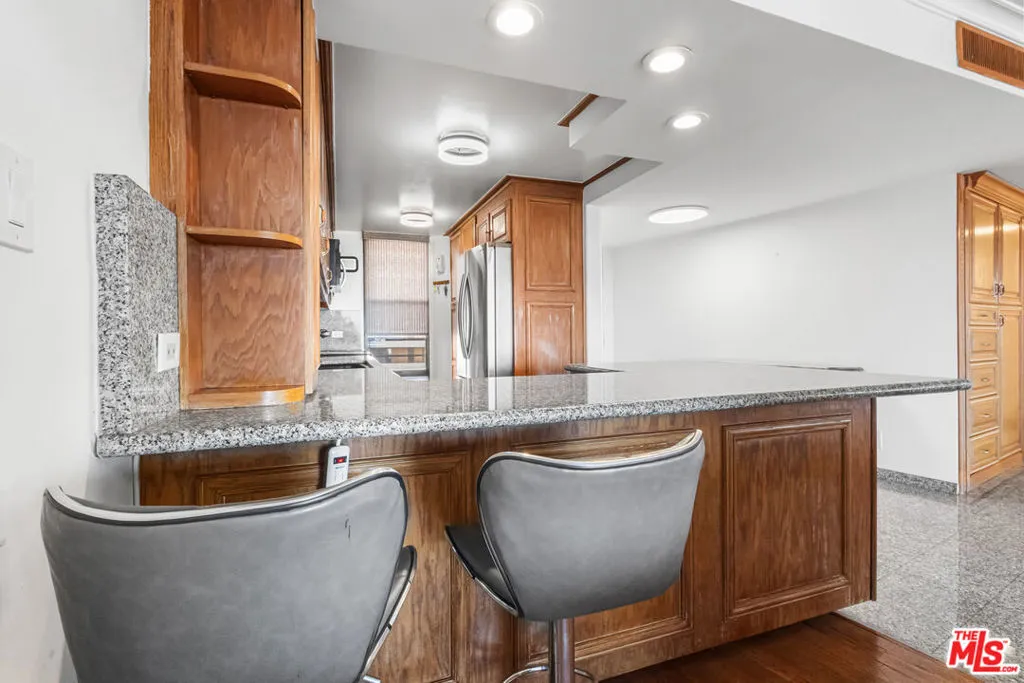 4265 Marina City Drive 601, Marina Del Rey, California 90292 home-pic-10
