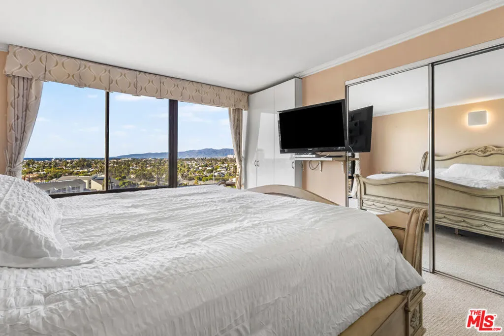 4265 Marina City Drive 601, Marina Del Rey, California 90292 home-pic-27