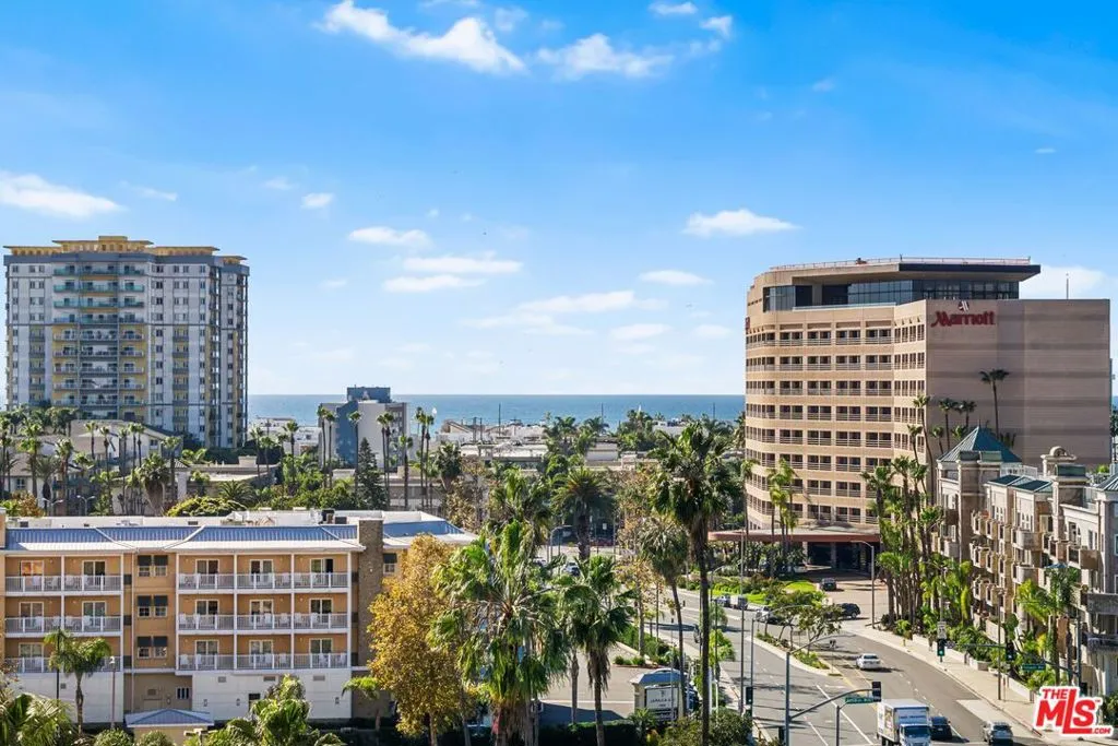 4265 Marina City Drive 601, Marina Del Rey, California 90292 home-pic-2