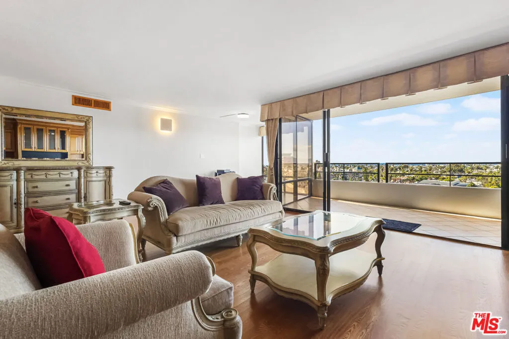 4265 Marina City Drive 601, Marina Del Rey, California 90292 home-pic-22