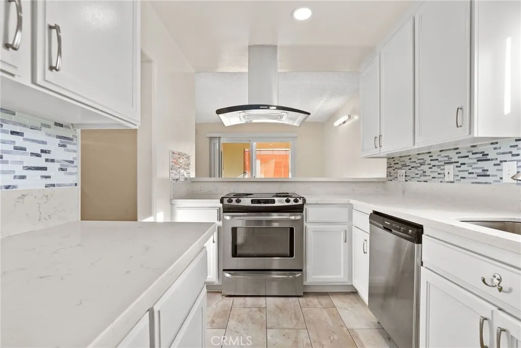 5651 Sumner Way 310, Culver City, California 90230 home-pic-11