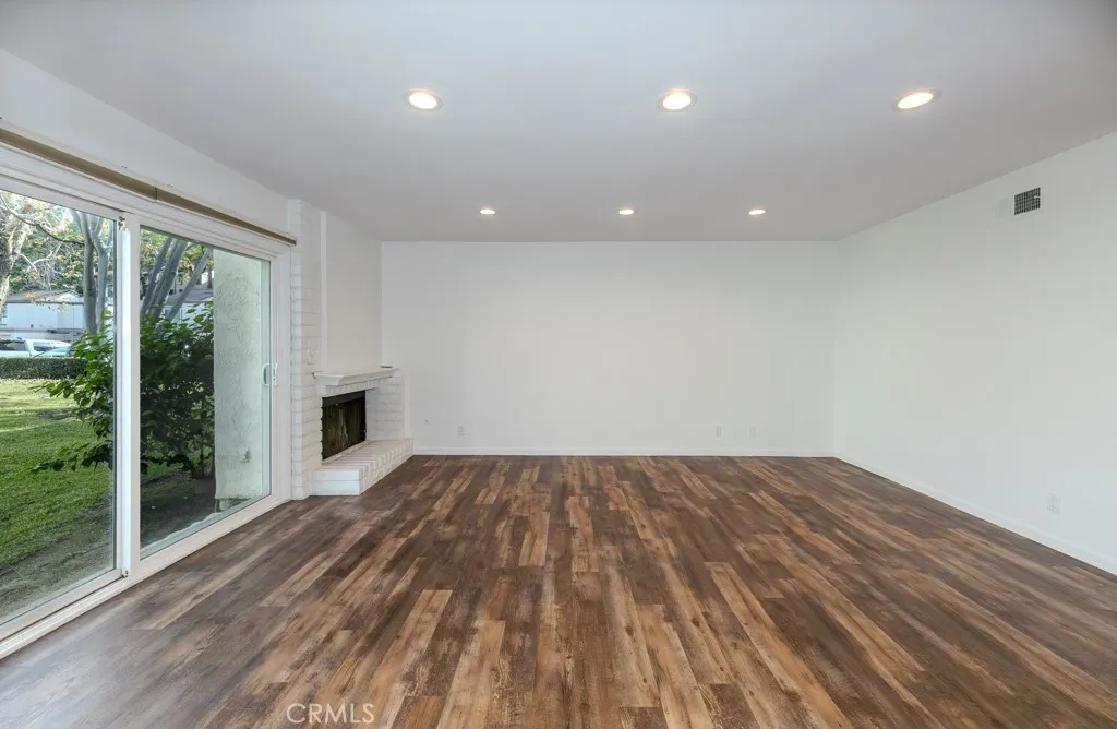 5559 E Vista Del Dia, Anaheim, California 92807 home-pic-11