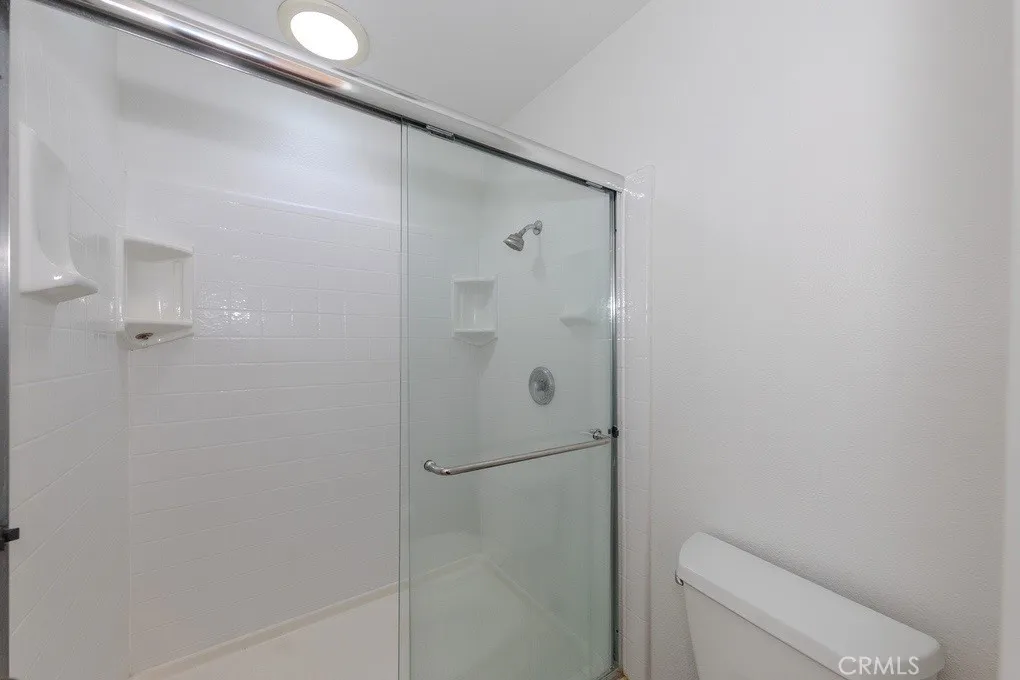 5559 E Vista Del Dia, Anaheim, California 92807 home-pic-37