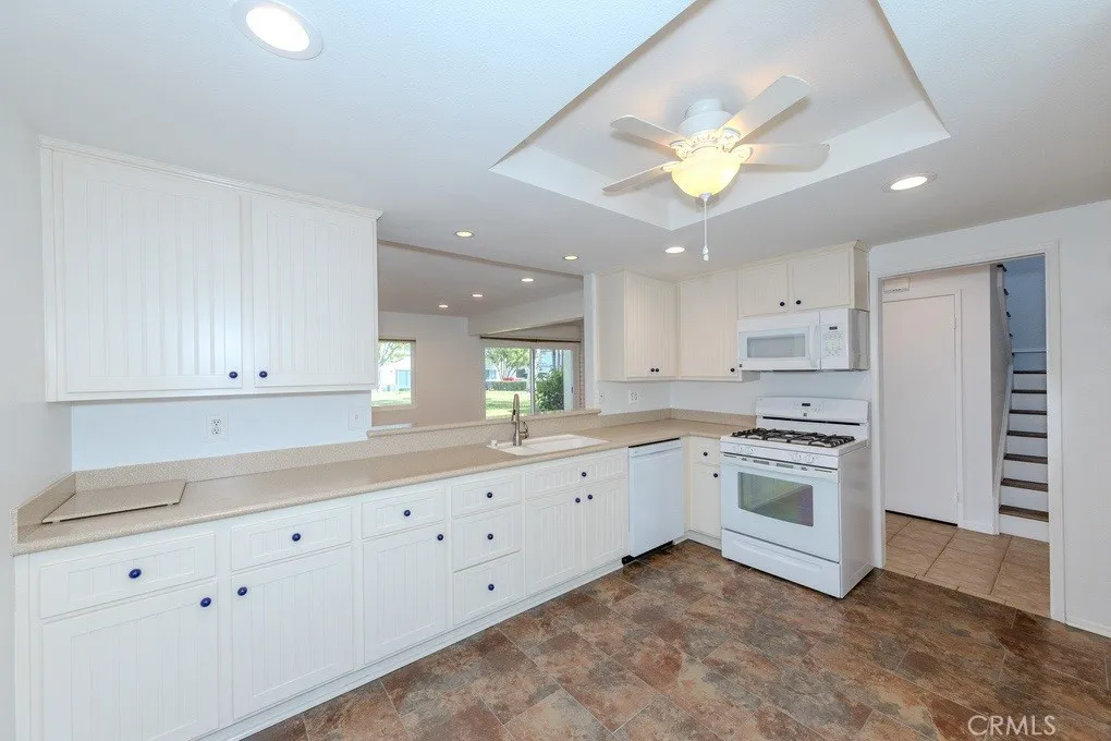 5559 E Vista Del Dia, Anaheim, California 92807 home-pic-20