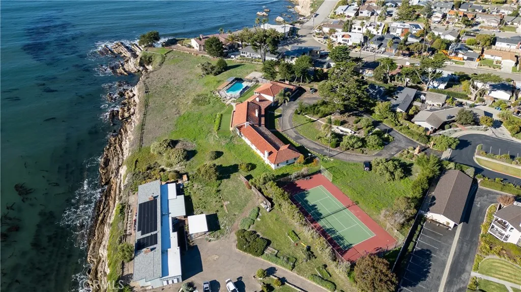 129 Park Place, Pismo Beach, California 93449 home-pic-2