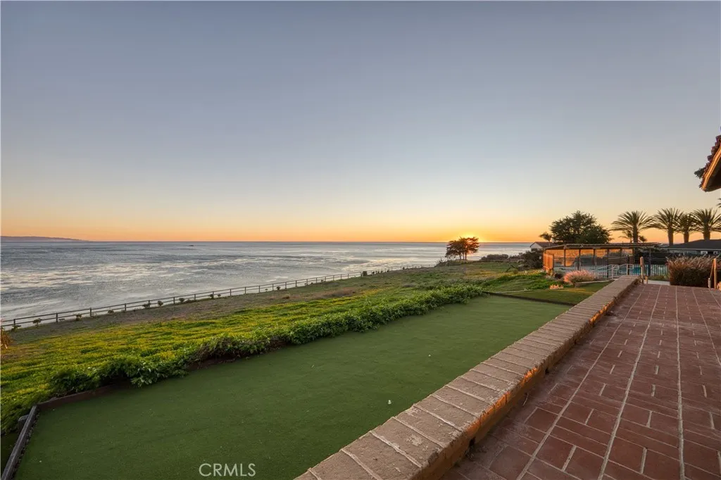 129 Park Place, Pismo Beach, California 93449 home-pic-18
