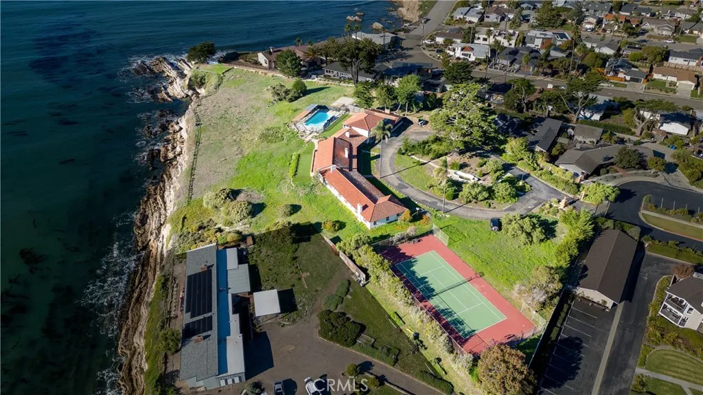 129 Park Place, Pismo Beach, California 93449 home-pic-3