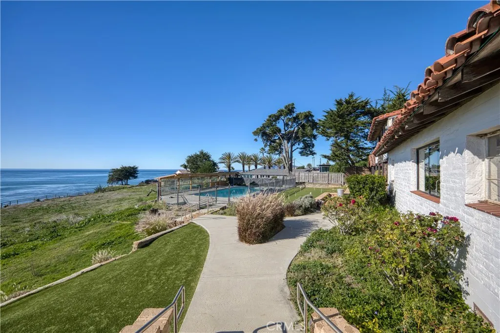 129 Park Place, Pismo Beach, California 93449 home-pic-5