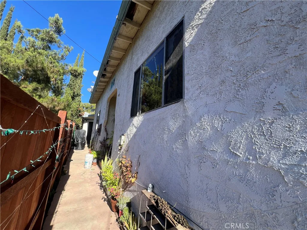 3333 Division Street, Los Angeles, California 90065 home-pic-15