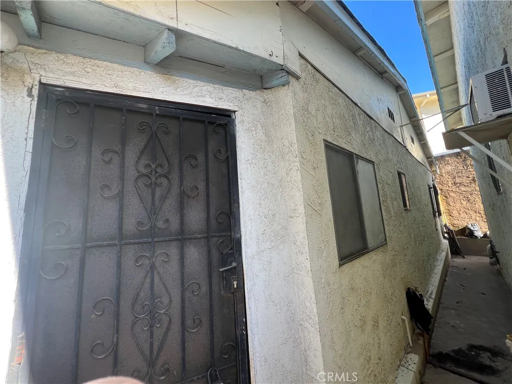 3333 Division Street, Los Angeles, California 90065 home-pic-16