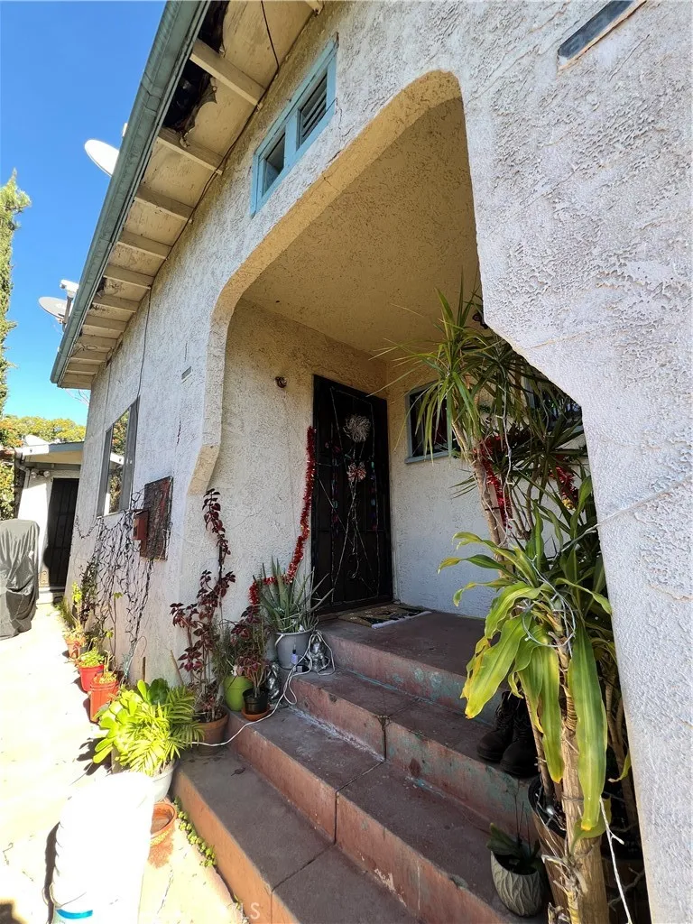 3333 Division Street, Los Angeles, California 90065 home-pic-14
