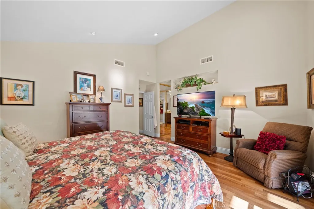 6430 E Oakview Lane, Anaheim Hills, California 92807 home-pic-21