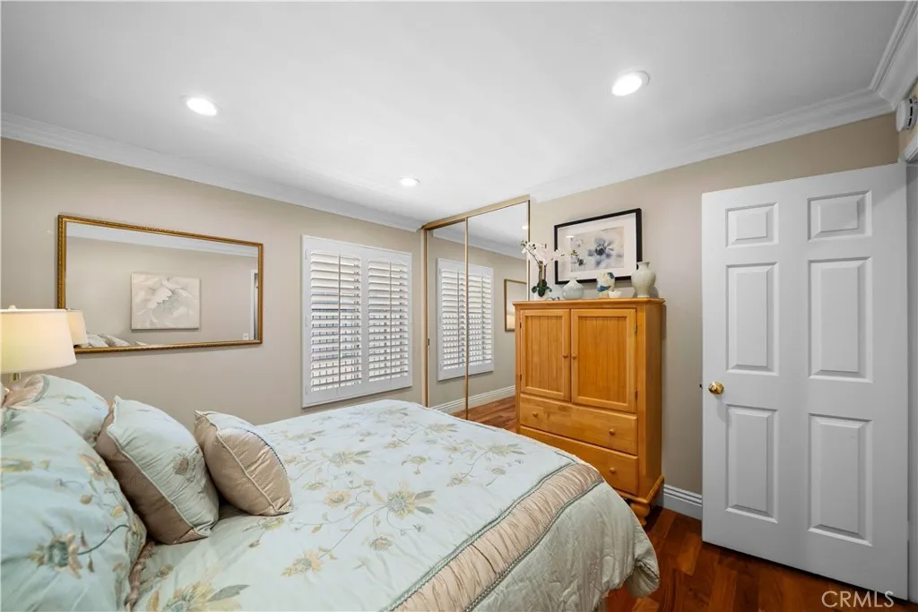 6430 E Oakview Lane, Anaheim Hills, California 92807 home-pic-25