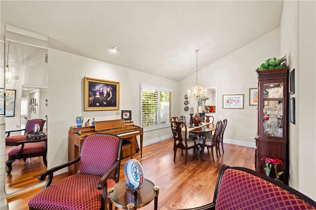 6430 E Oakview Lane, Anaheim Hills, California 92807 home-pic-9