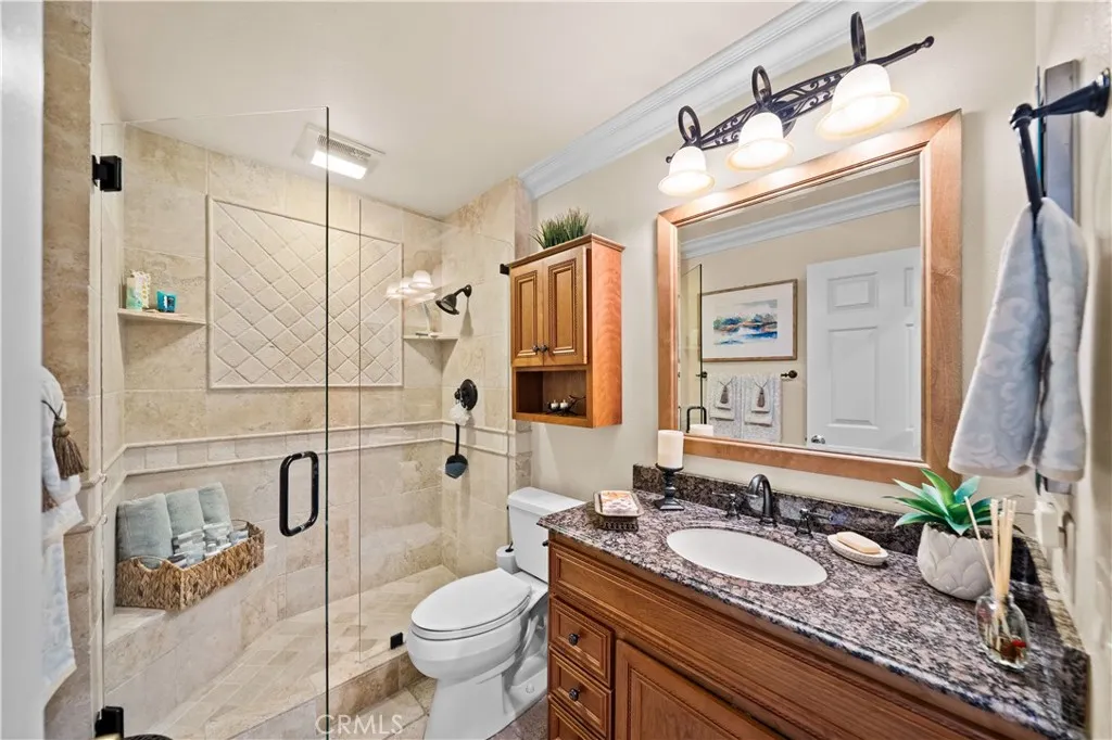 6430 E Oakview Lane, Anaheim Hills, California 92807 home-pic-26