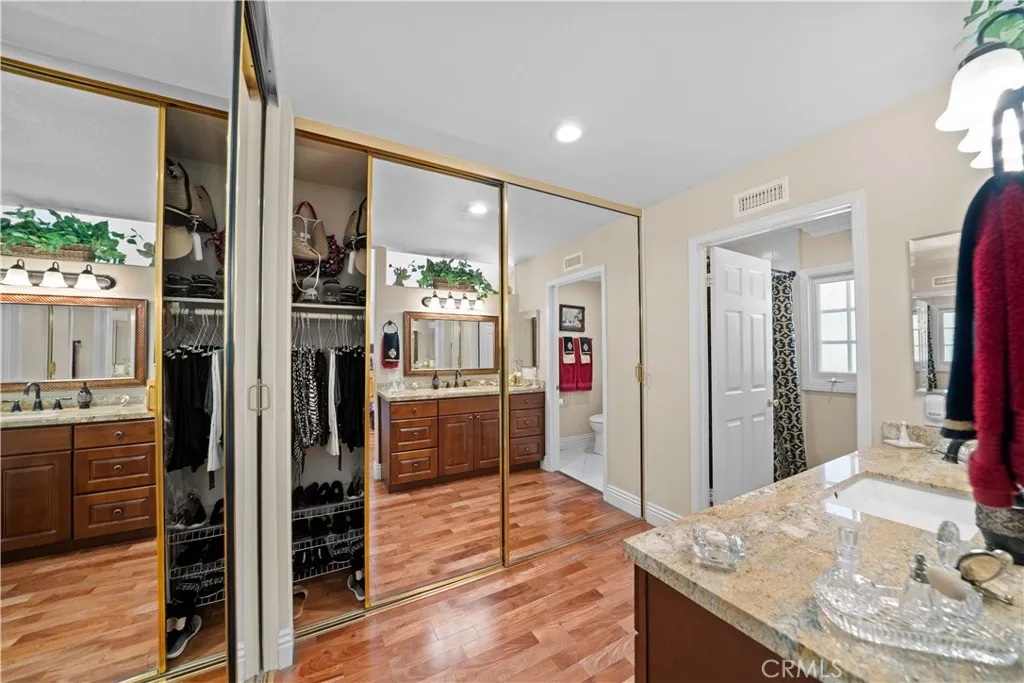 6430 E Oakview Lane, Anaheim Hills, California 92807 home-pic-23