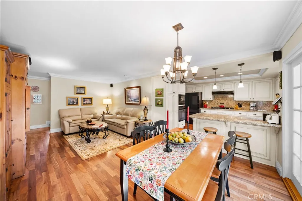 6430 E Oakview Lane, Anaheim Hills, California 92807 home-pic-14