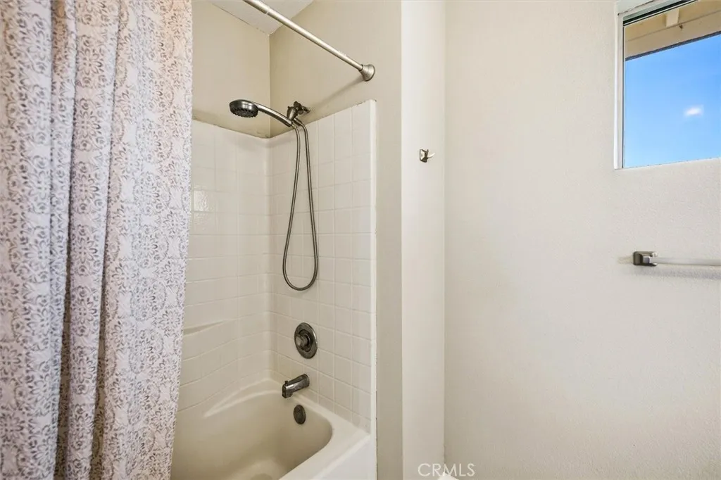 122 Mesa Grande Drive, Shandon, California 93461 home-pic-19