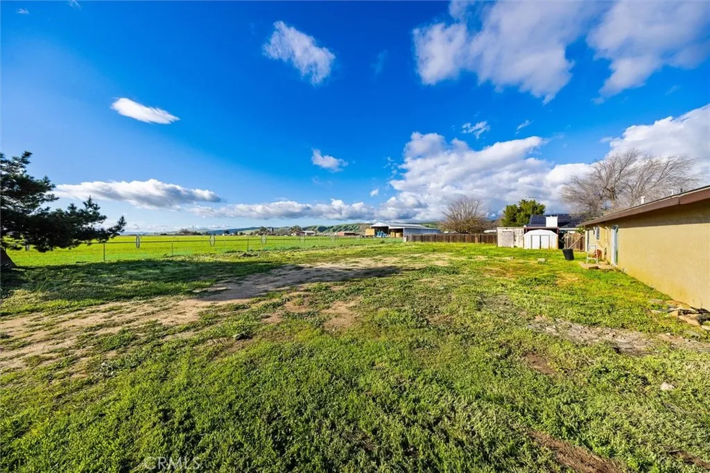 122 Mesa Grande Drive, Shandon, California 93461 home-pic-26
